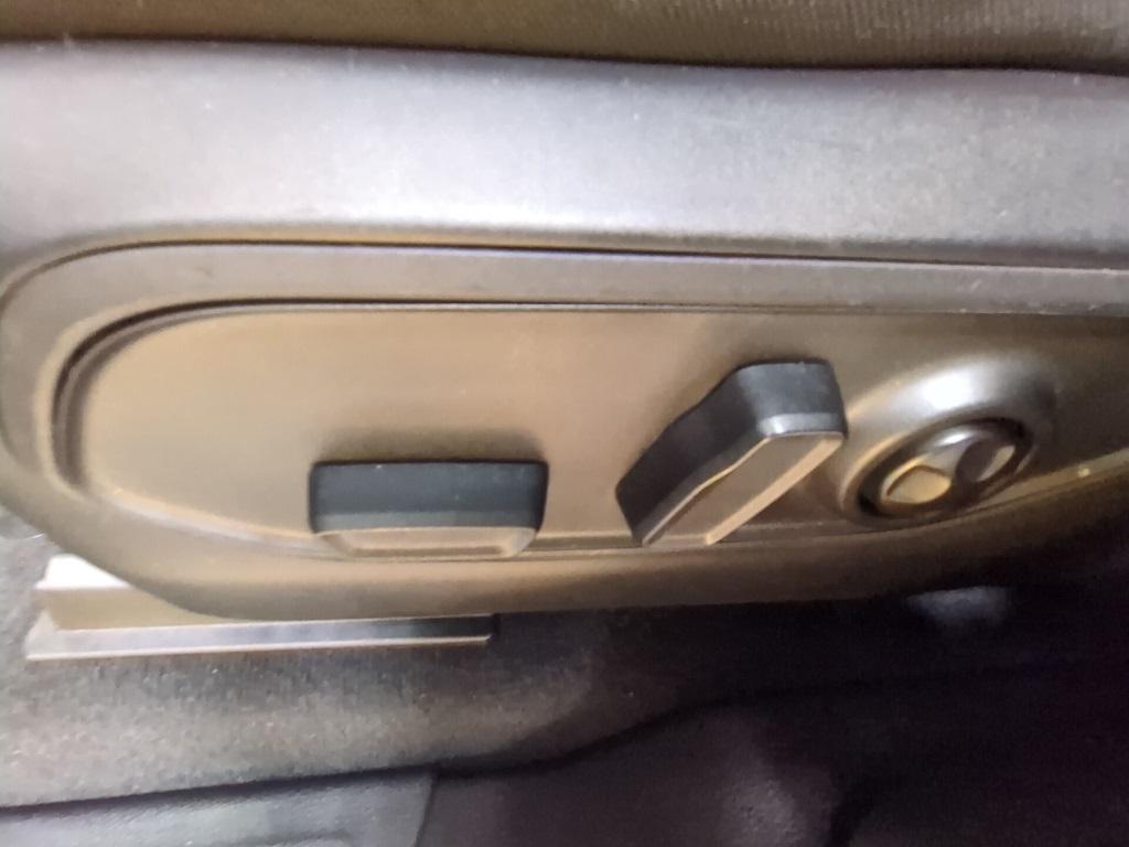 used 2024 Jeep Grand Cherokee L car, priced at $30,705