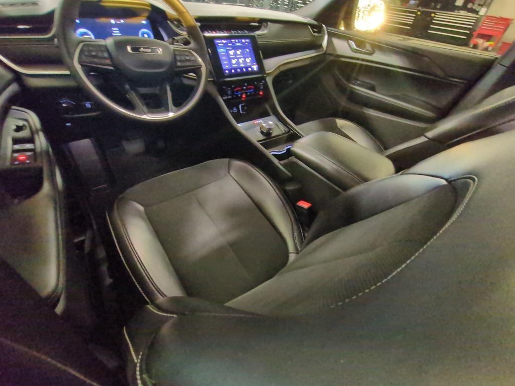 used 2024 Jeep Grand Cherokee L car, priced at $30,705