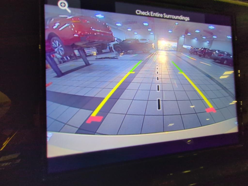 used 2024 Jeep Grand Cherokee L car, priced at $30,705