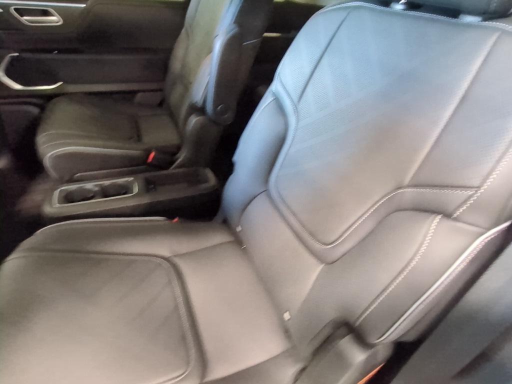 new 2025 INFINITI QX80 car, priced at $76,299