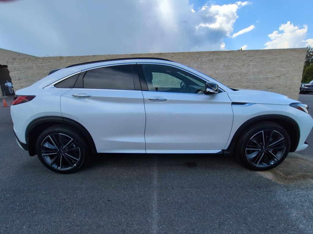 new 2025 INFINITI QX55 car, priced at $44,746