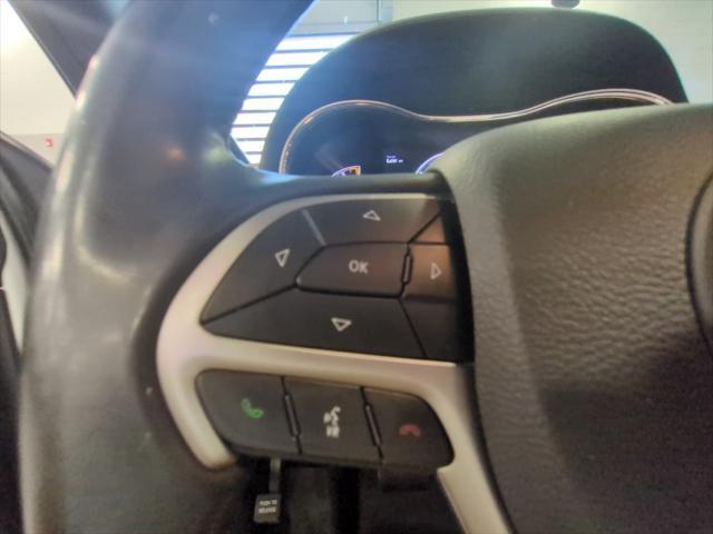 used 2021 Jeep Grand Cherokee car, priced at $21,938