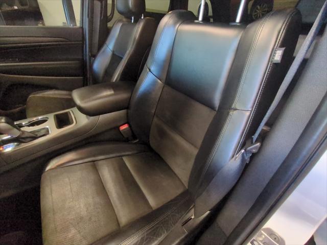 used 2021 Jeep Grand Cherokee car, priced at $21,938