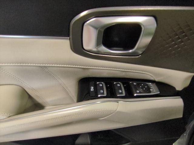 used 2021 Kia Sorento car, priced at $26,897