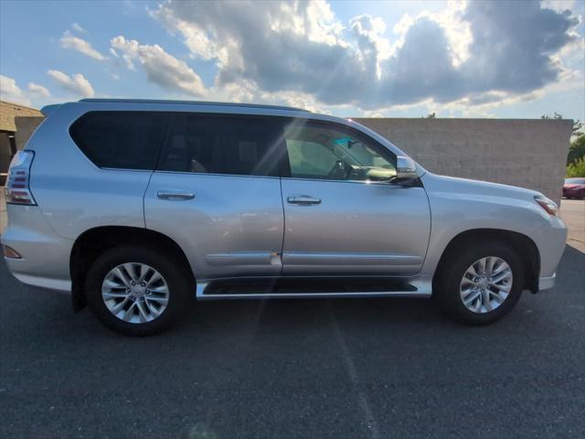 used 2018 Lexus GX 460 car, priced at $27,989