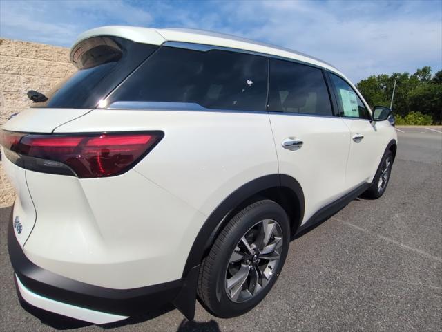 new 2025 INFINITI QX60 car, priced at $51,804
