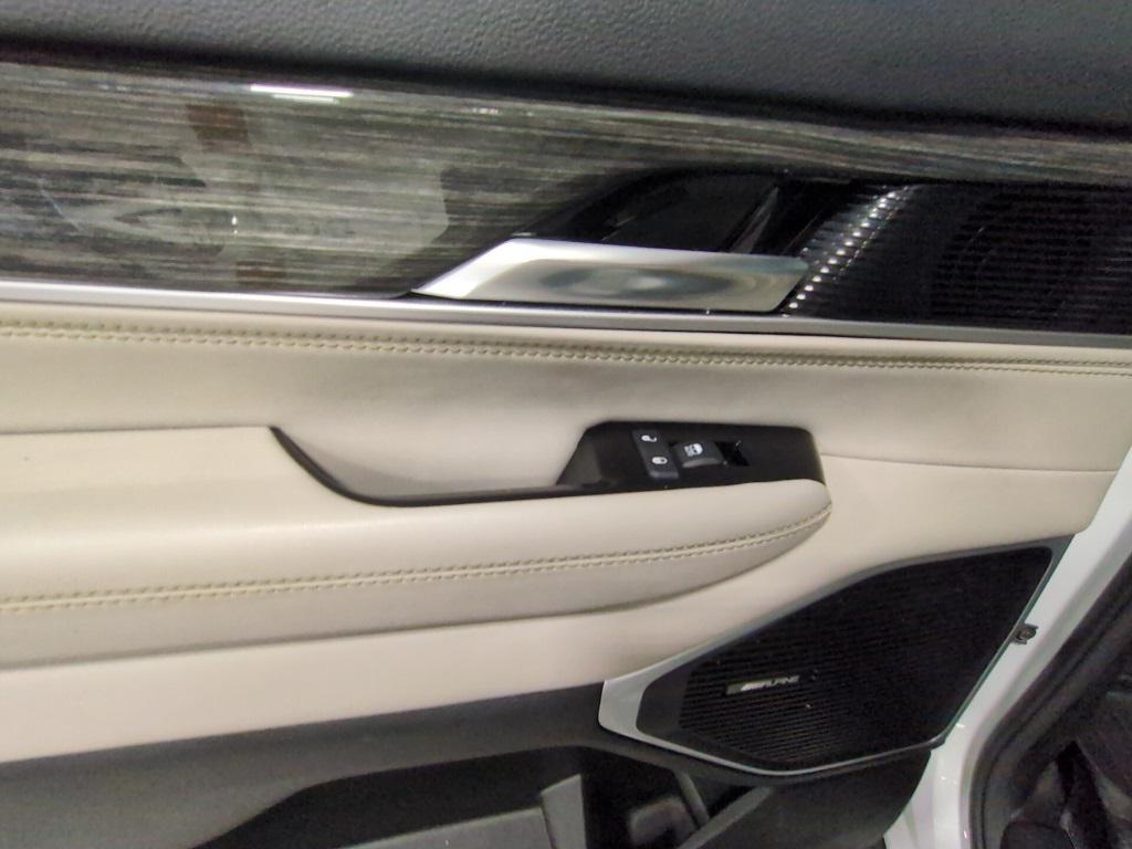 used 2022 Jeep Wagoneer car, priced at $32,796