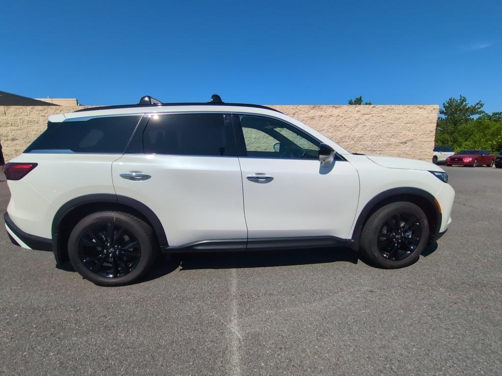 new 2025 INFINITI QX60 car, priced at $49,819