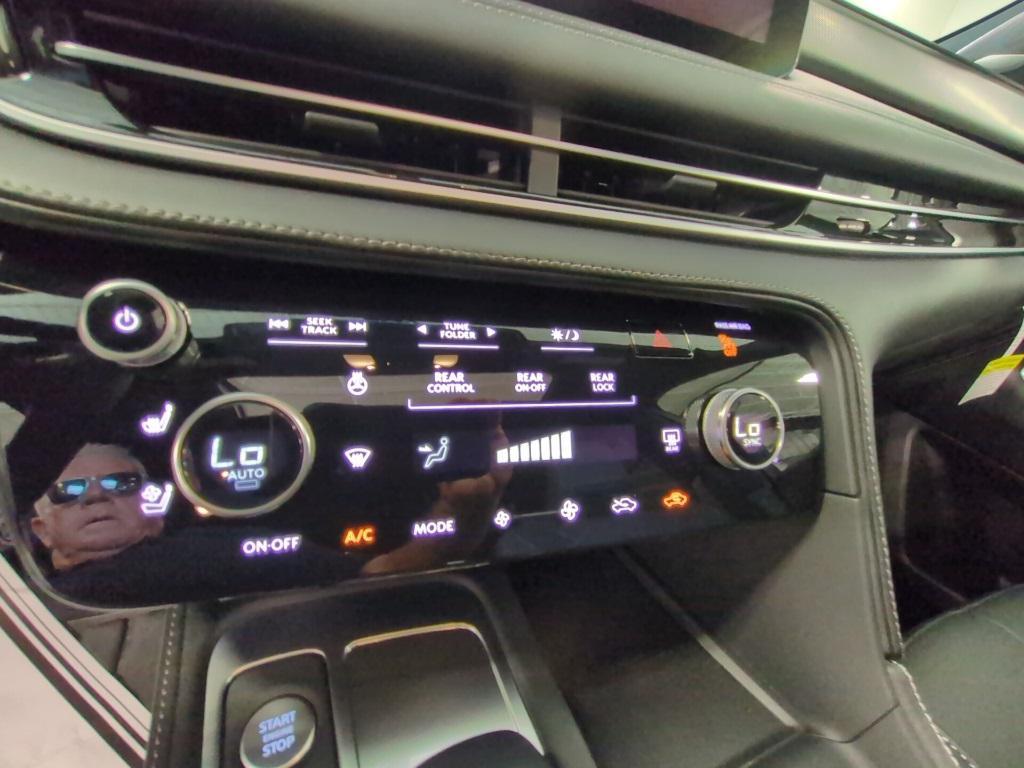 new 2025 INFINITI QX60 car, priced at $49,819