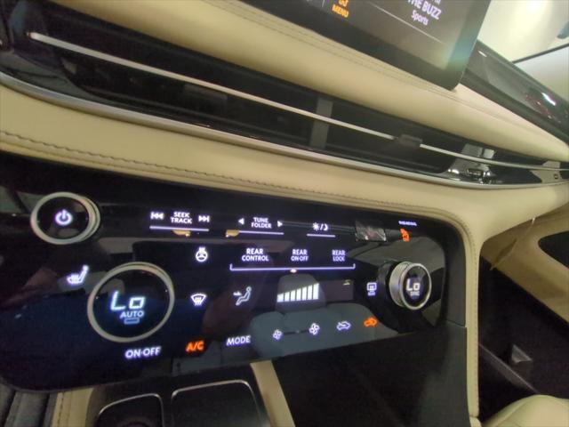 new 2025 INFINITI QX60 car, priced at $43,806