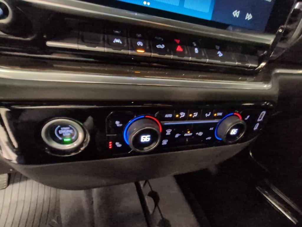 used 2022 Chevrolet Silverado 1500 car, priced at $38,977