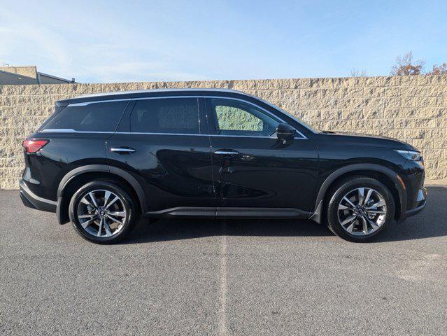 new 2025 INFINITI QX60 car, priced at $58,070