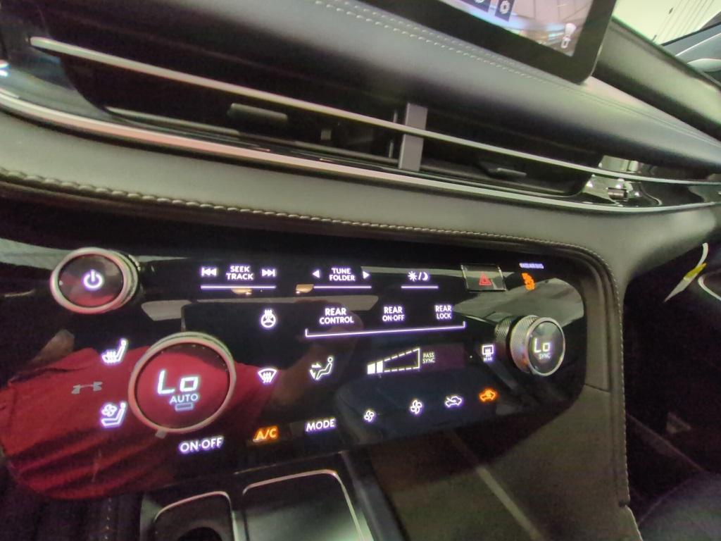 new 2026 INFINITI QX60 car, priced at $58,243