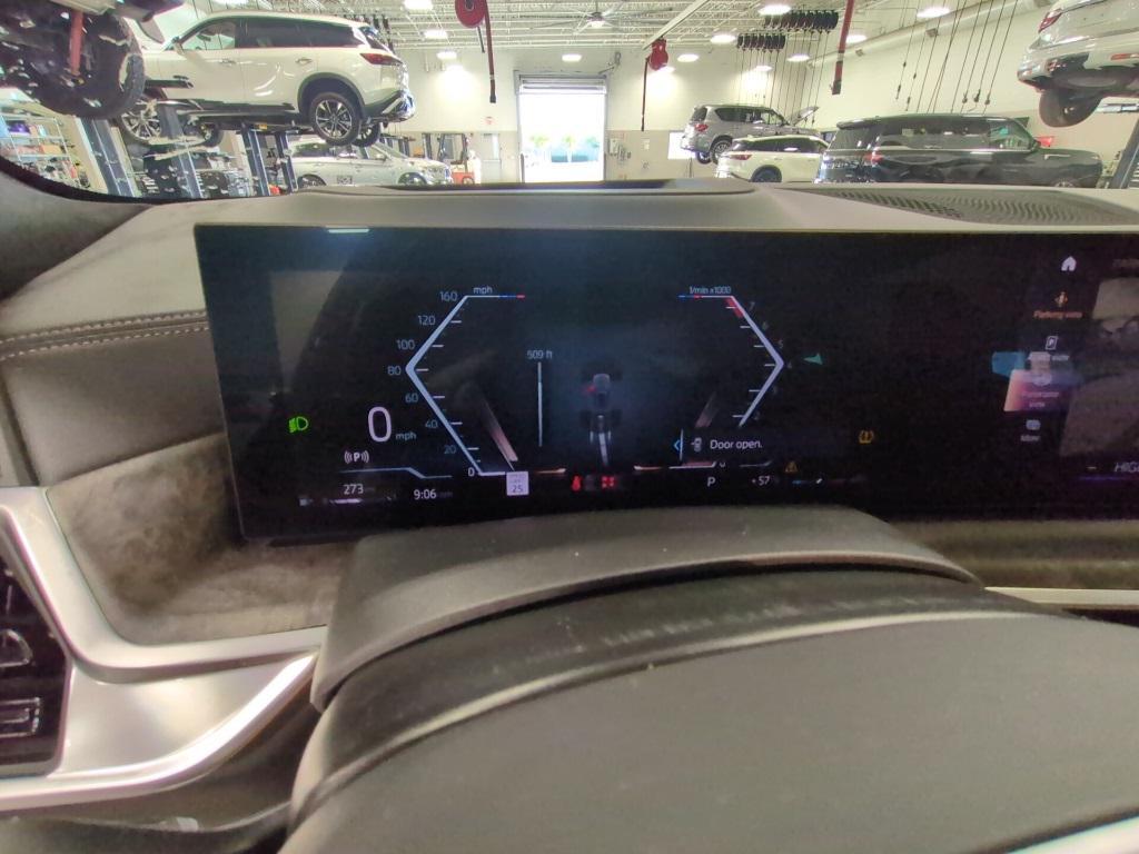 used 2023 BMW X7 car, priced at $53,972