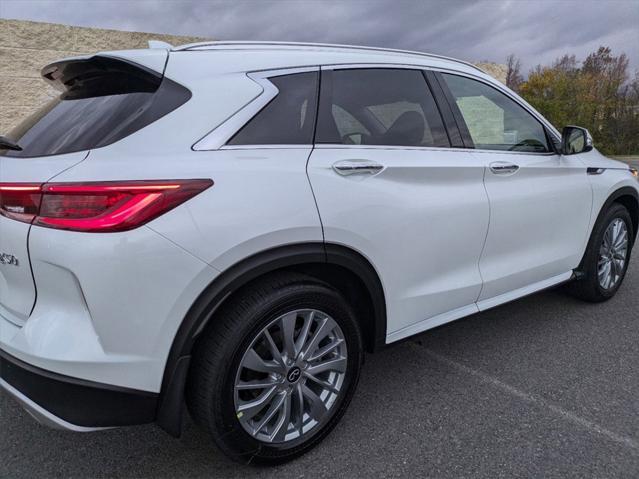 new 2025 INFINITI QX50 car, priced at $47,662