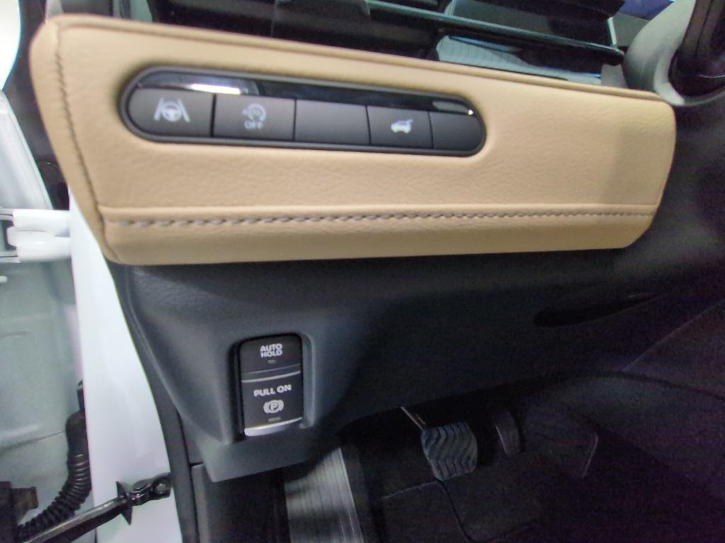 new 2026 INFINITI QX80 car, priced at $85,820