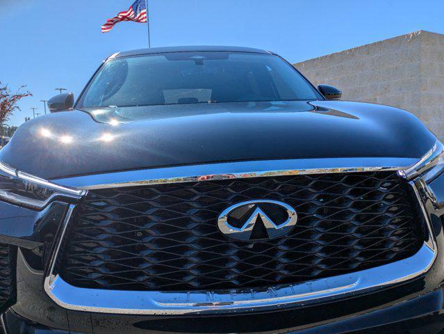 new 2025 INFINITI QX60 car, priced at $49,570