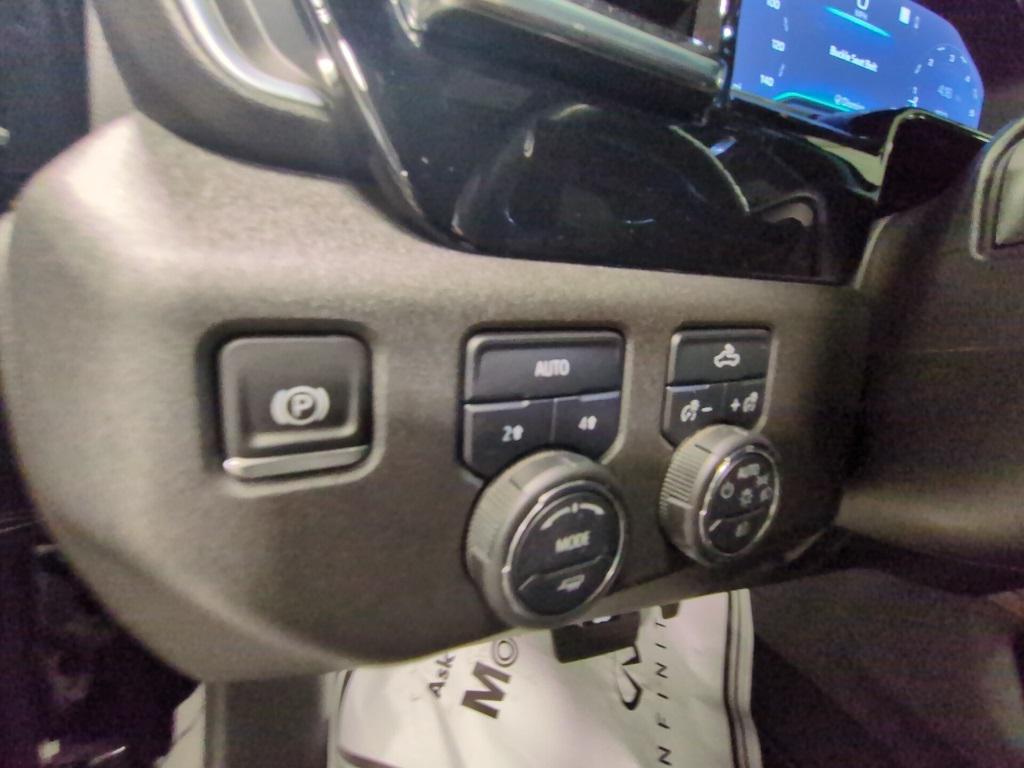 used 2022 Chevrolet Silverado 1500 car, priced at $39,998