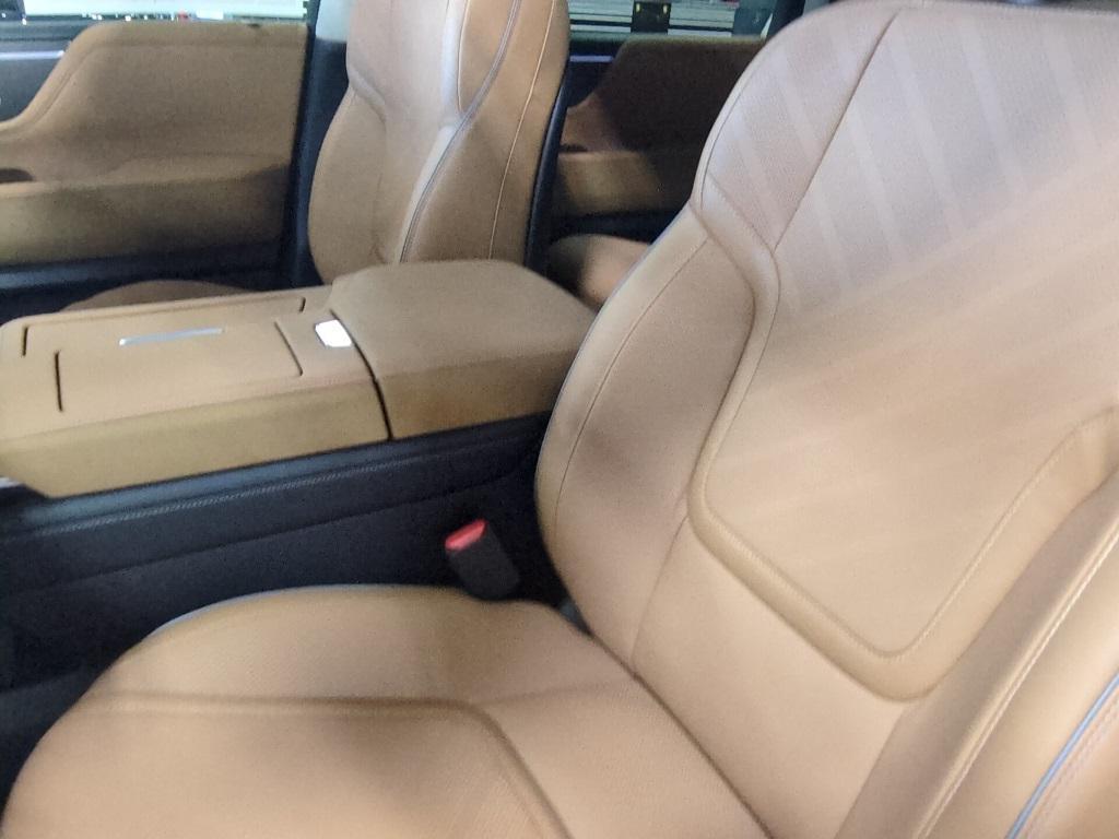 new 2025 INFINITI QX80 car, priced at $82,280