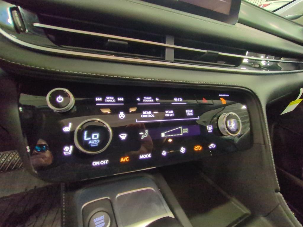 used 2025 INFINITI QX60 car, priced at $43,991