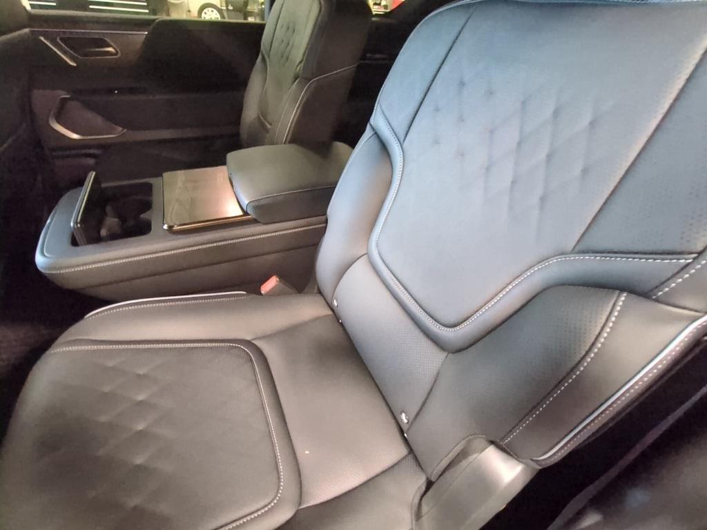 new 2026 INFINITI QX80 car, priced at $109,712