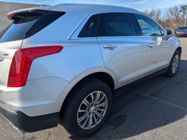 used 2018 Cadillac XT5 car, priced at $23,234