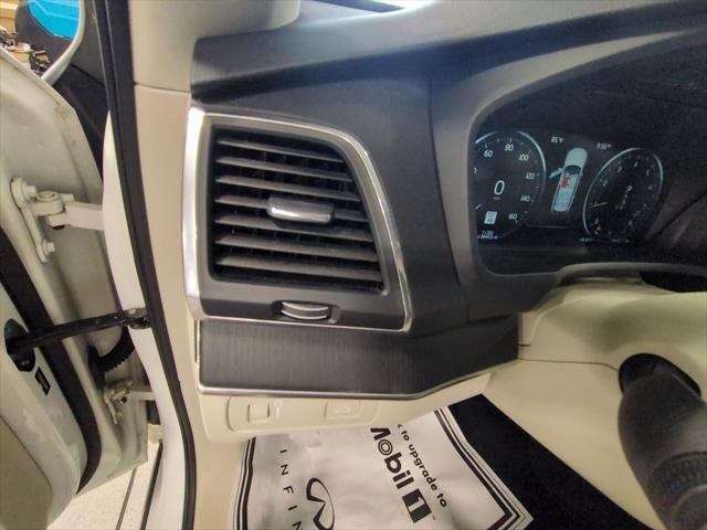used 2020 Volvo XC90 car, priced at $22,961