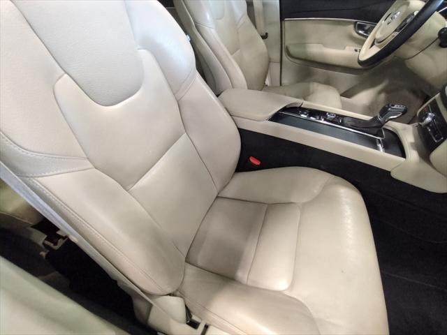 used 2020 Volvo XC90 car, priced at $22,961