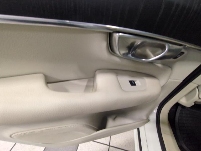 used 2020 Volvo XC90 car, priced at $22,961