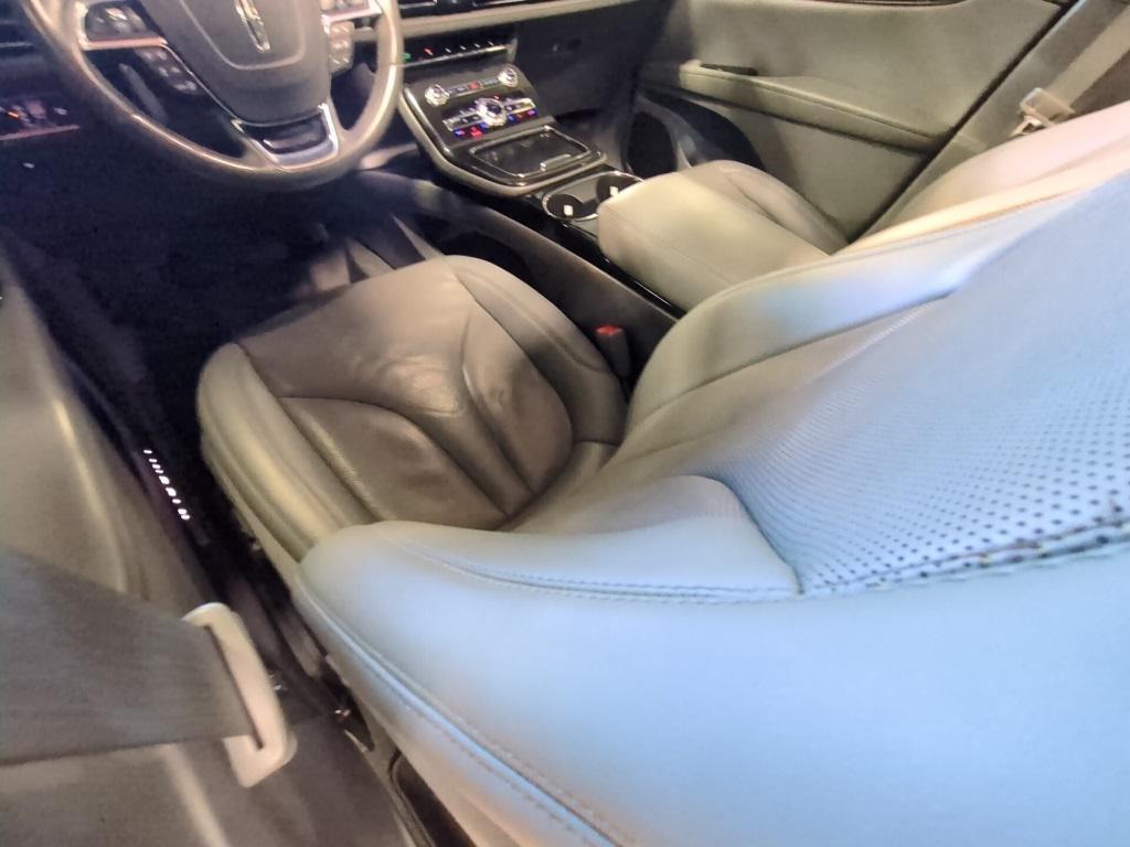 used 2022 Lincoln Nautilus car, priced at $33,999