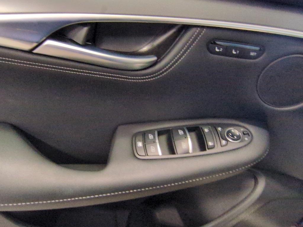 new 2025 INFINITI QX55 car, priced at $44,003
