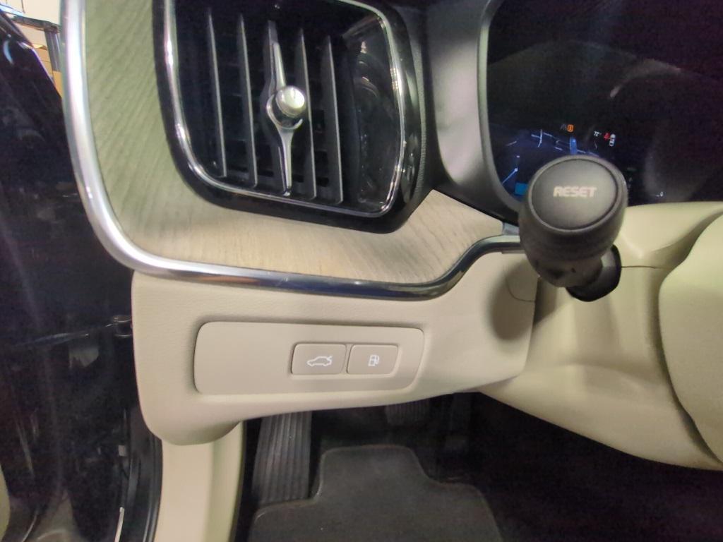 used 2023 Volvo XC60 Recharge Plug-In Hybrid car, priced at $32,945