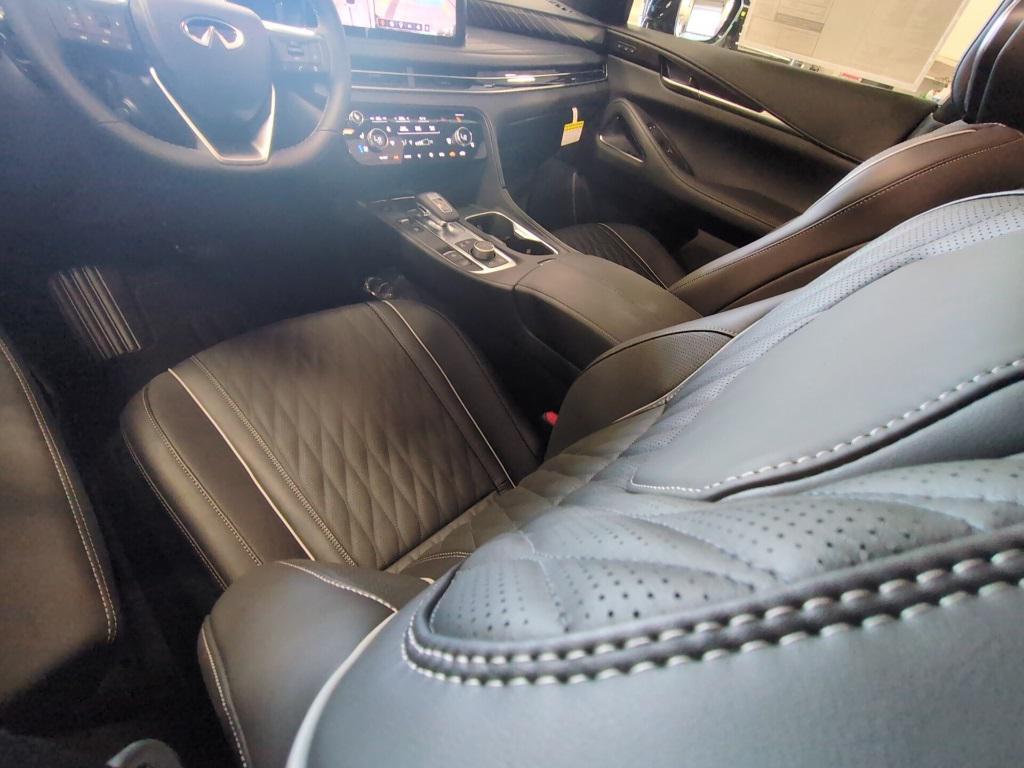 new 2026 INFINITI QX60 car, priced at $67,243