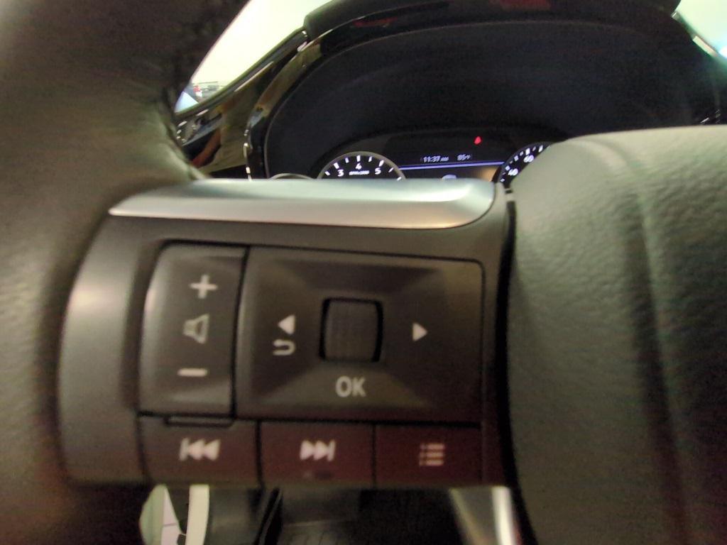 used 2025 INFINITI QX60 car, priced at $39,924