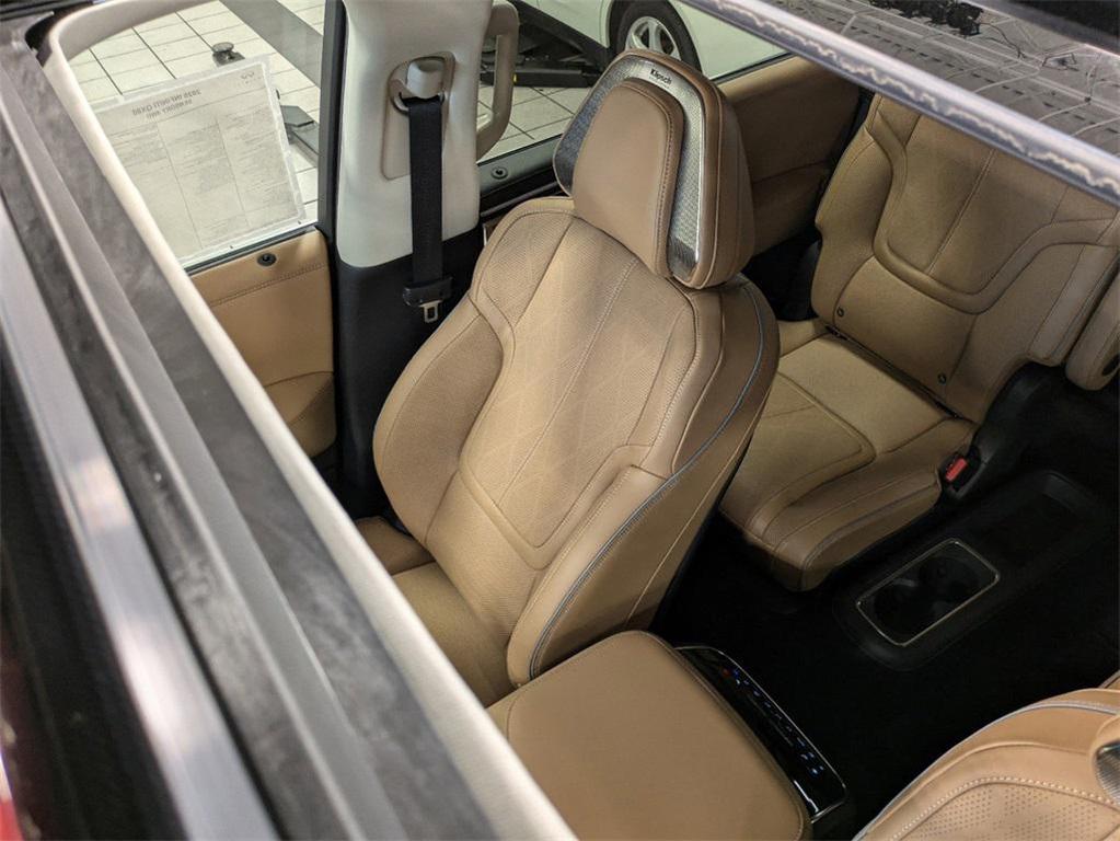 new 2025 INFINITI QX80 car, priced at $90,338