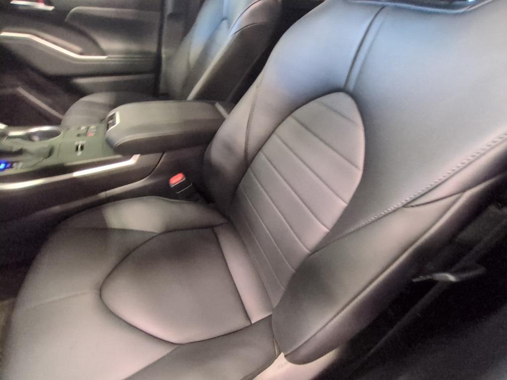 used 2024 Toyota Highlander Hybrid car, priced at $45,262