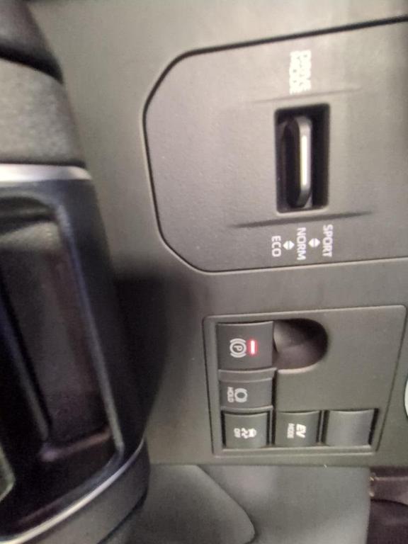 used 2024 Toyota Highlander Hybrid car, priced at $45,262