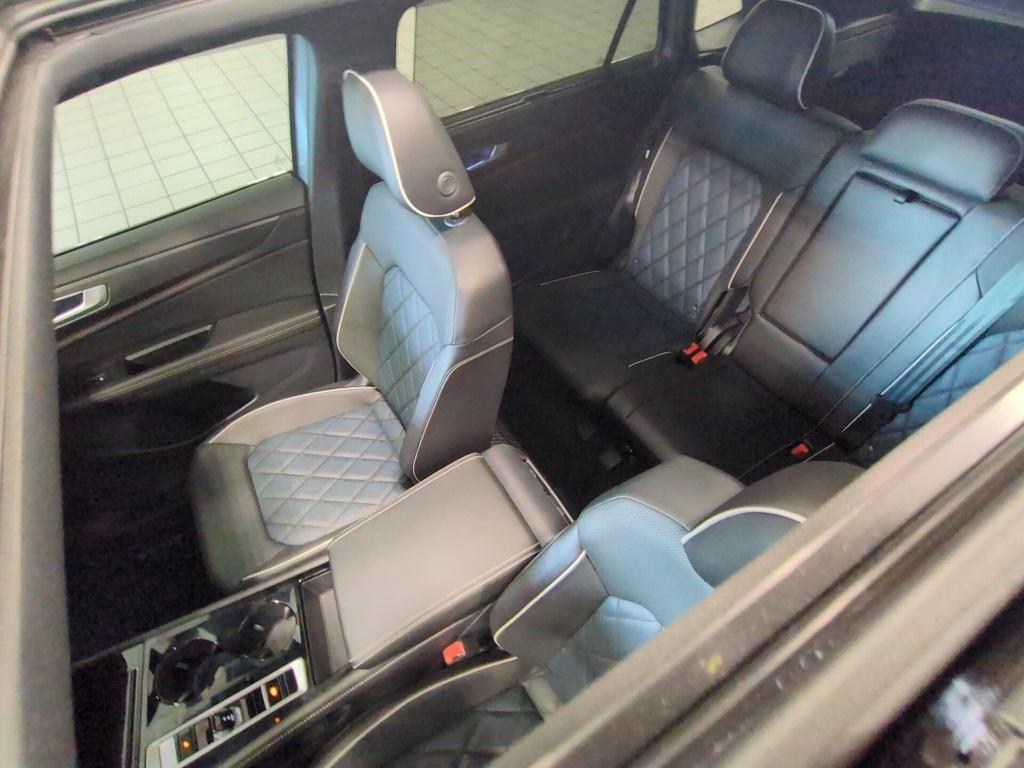 used 2024 Volkswagen Atlas Cross Sport car, priced at $39,938
