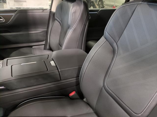 new 2025 INFINITI QX80 car, priced at $87,360