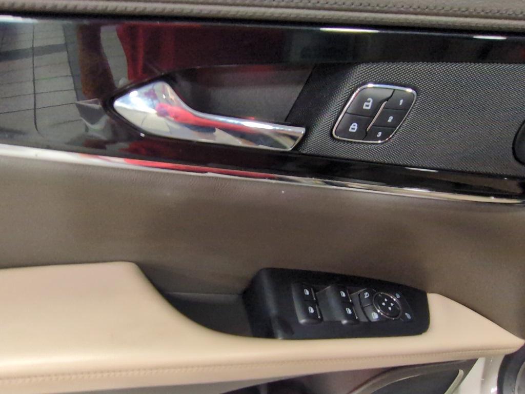 used 2022 Lincoln Nautilus car, priced at $25,995