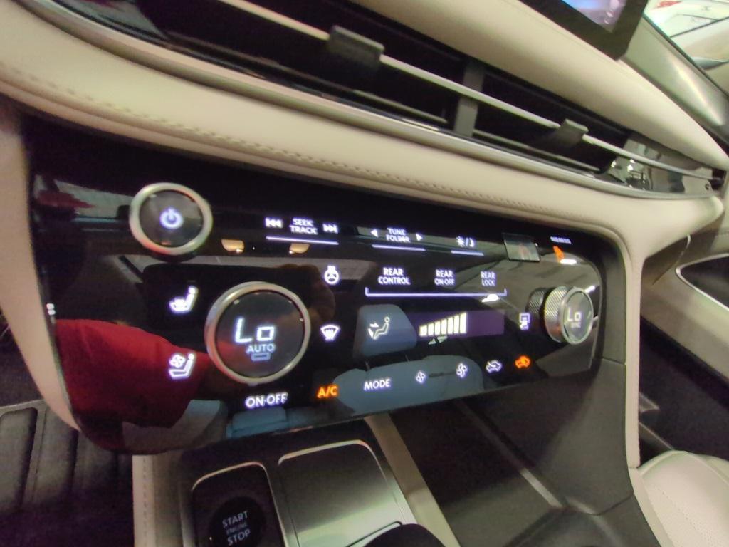 new 2026 INFINITI QX60 car, priced at $51,896