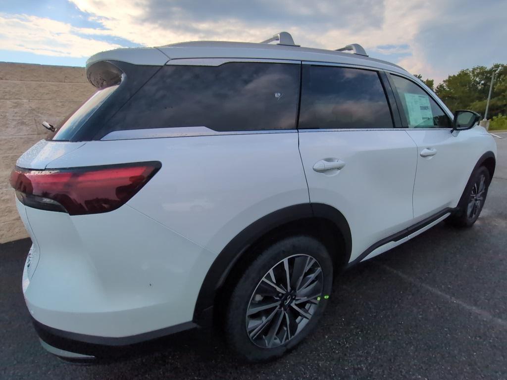 new 2026 INFINITI QX60 car, priced at $52,614