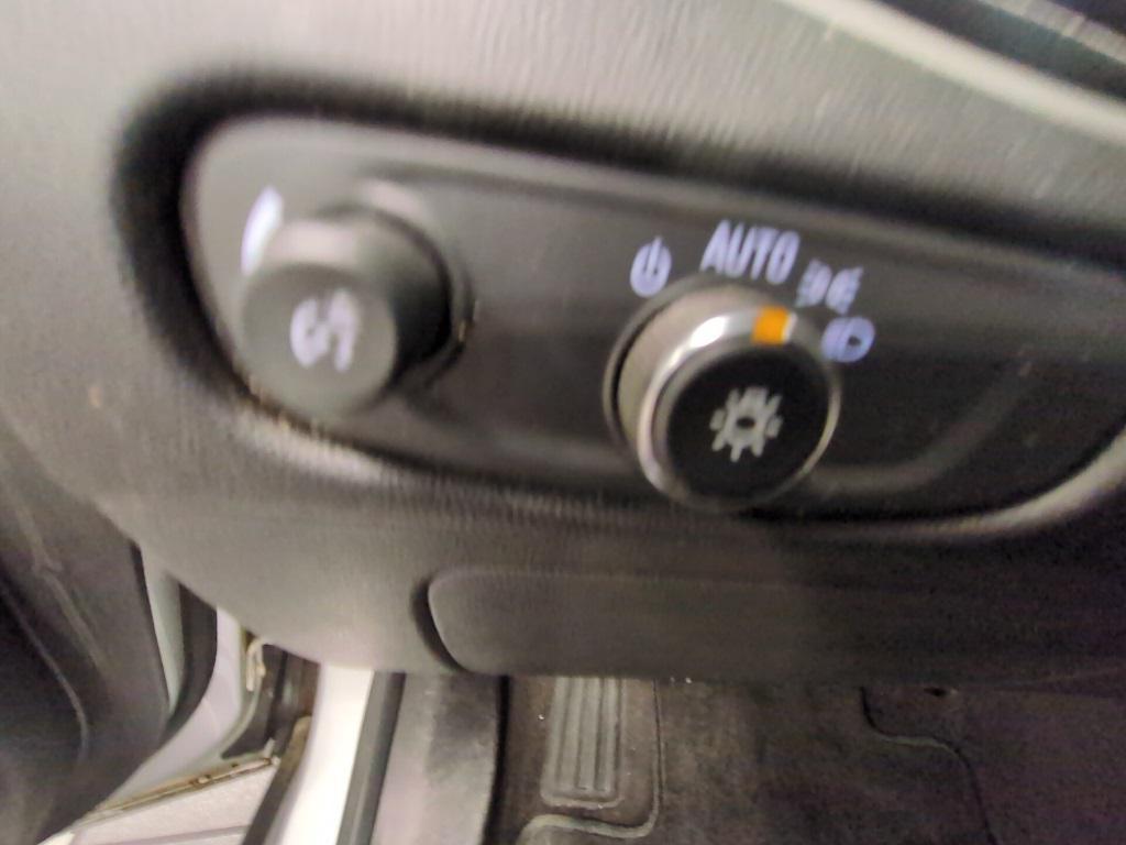 used 2018 Chevrolet Malibu car, priced at $16,471