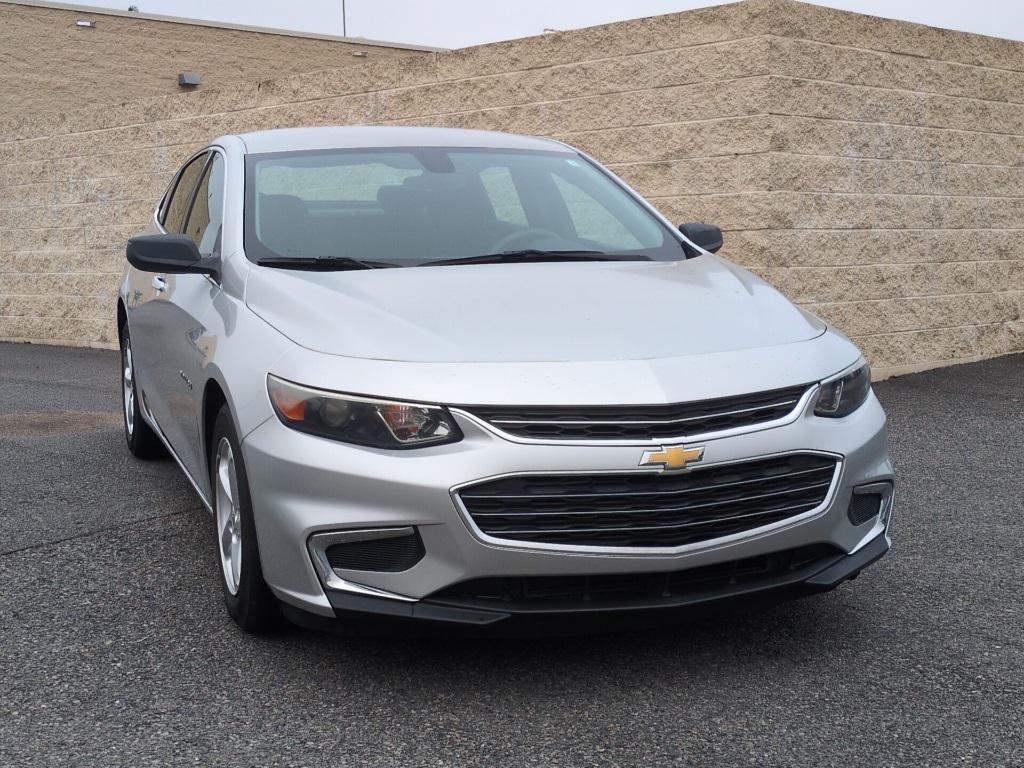 used 2018 Chevrolet Malibu car, priced at $16,471