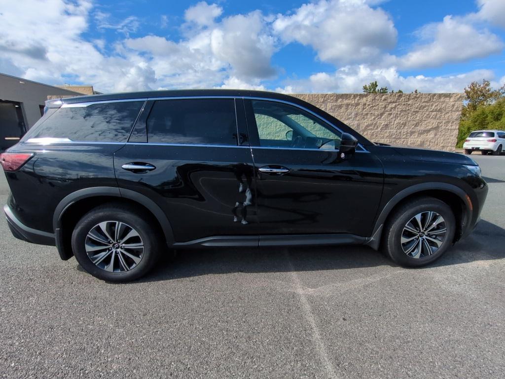 used 2025 INFINITI QX60 car, priced at $37,763