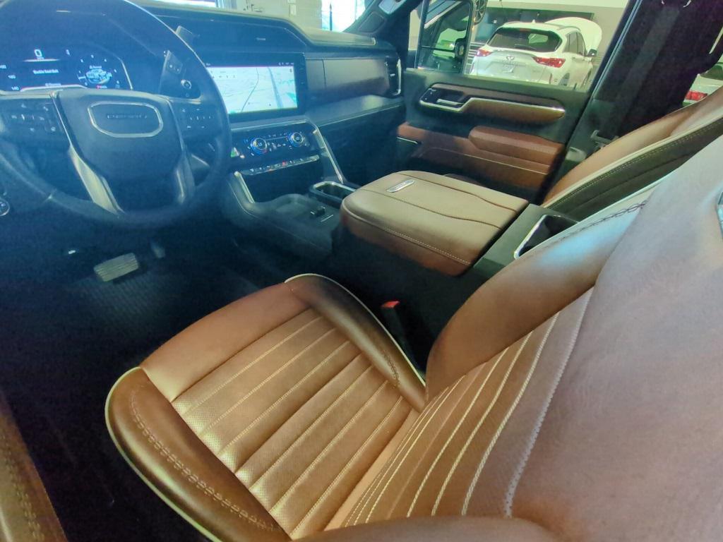 used 2025 GMC Sierra 2500 car, priced at $84,772