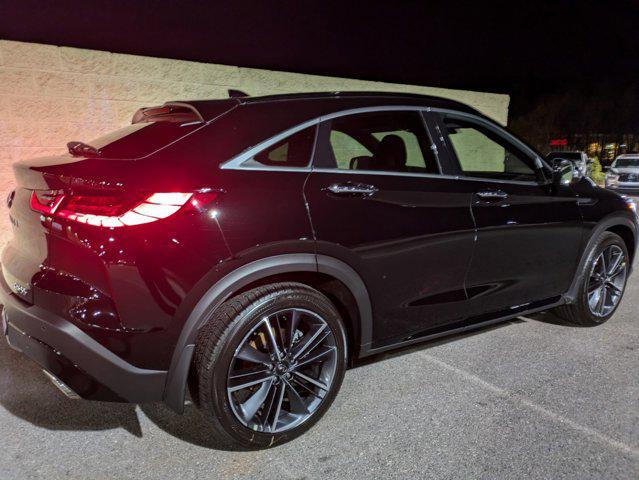 new 2025 INFINITI QX55 car, priced at $52,085