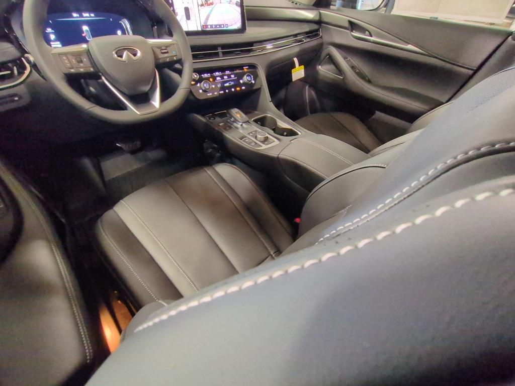 new 2026 INFINITI QX60 car, priced at $51,104