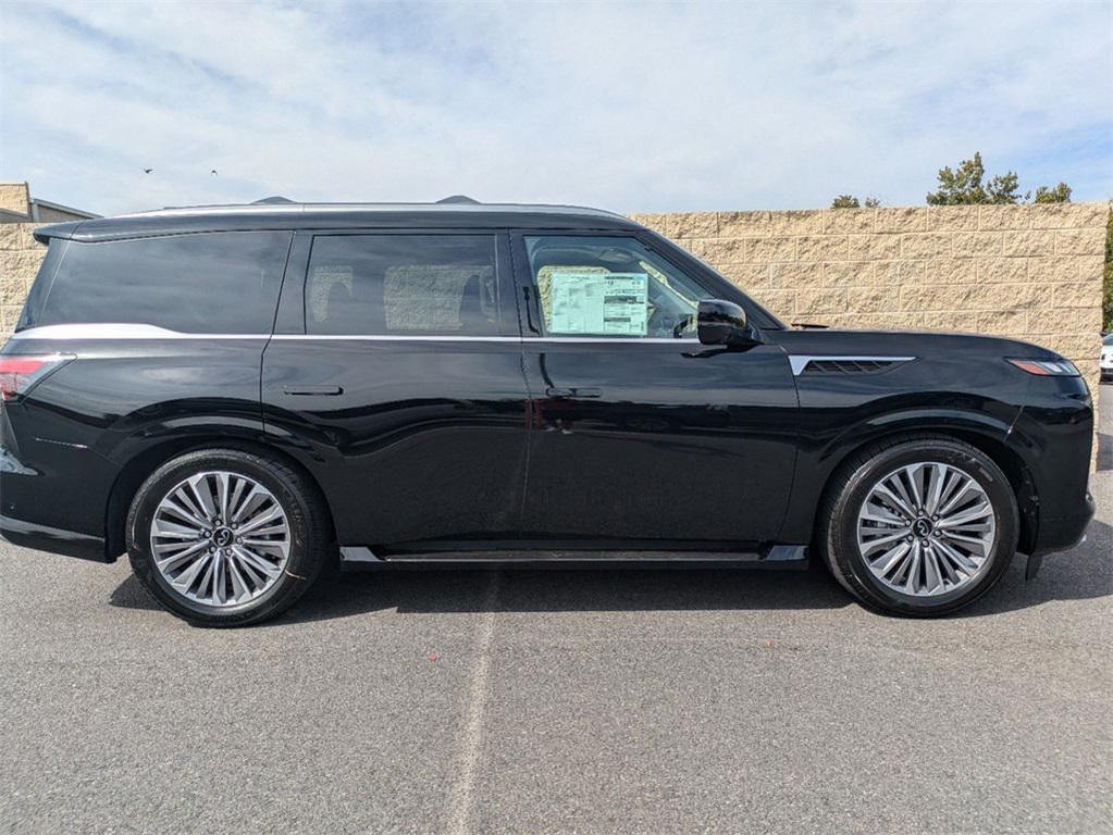 new 2025 INFINITI QX80 car, priced at $82,075