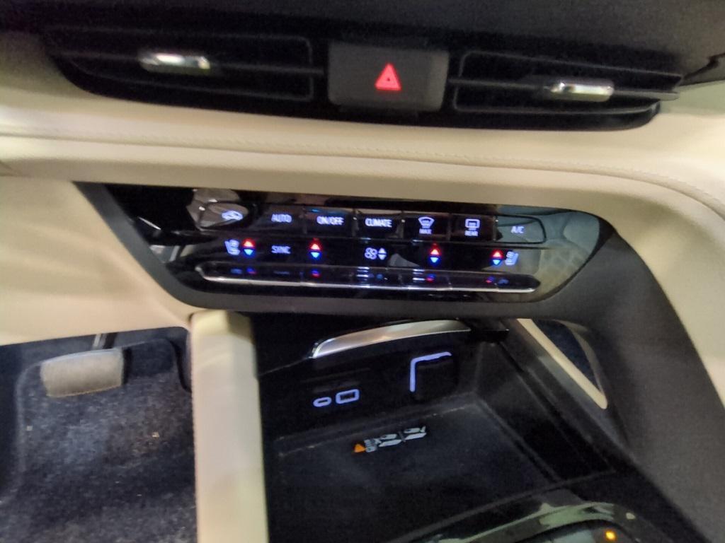 used 2021 Buick Envision car, priced at $26,651